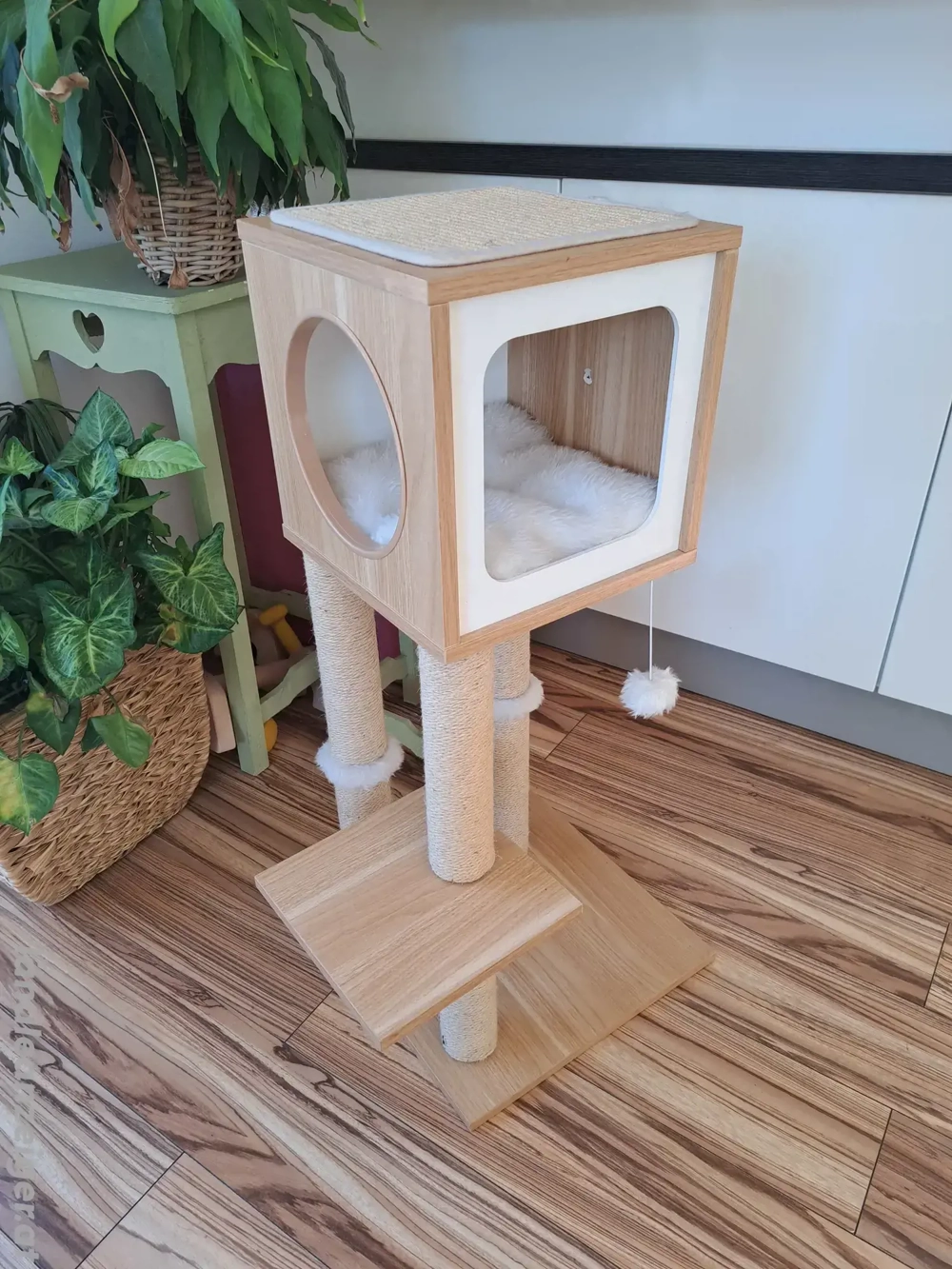 Kratzbaum   Katzenbaum