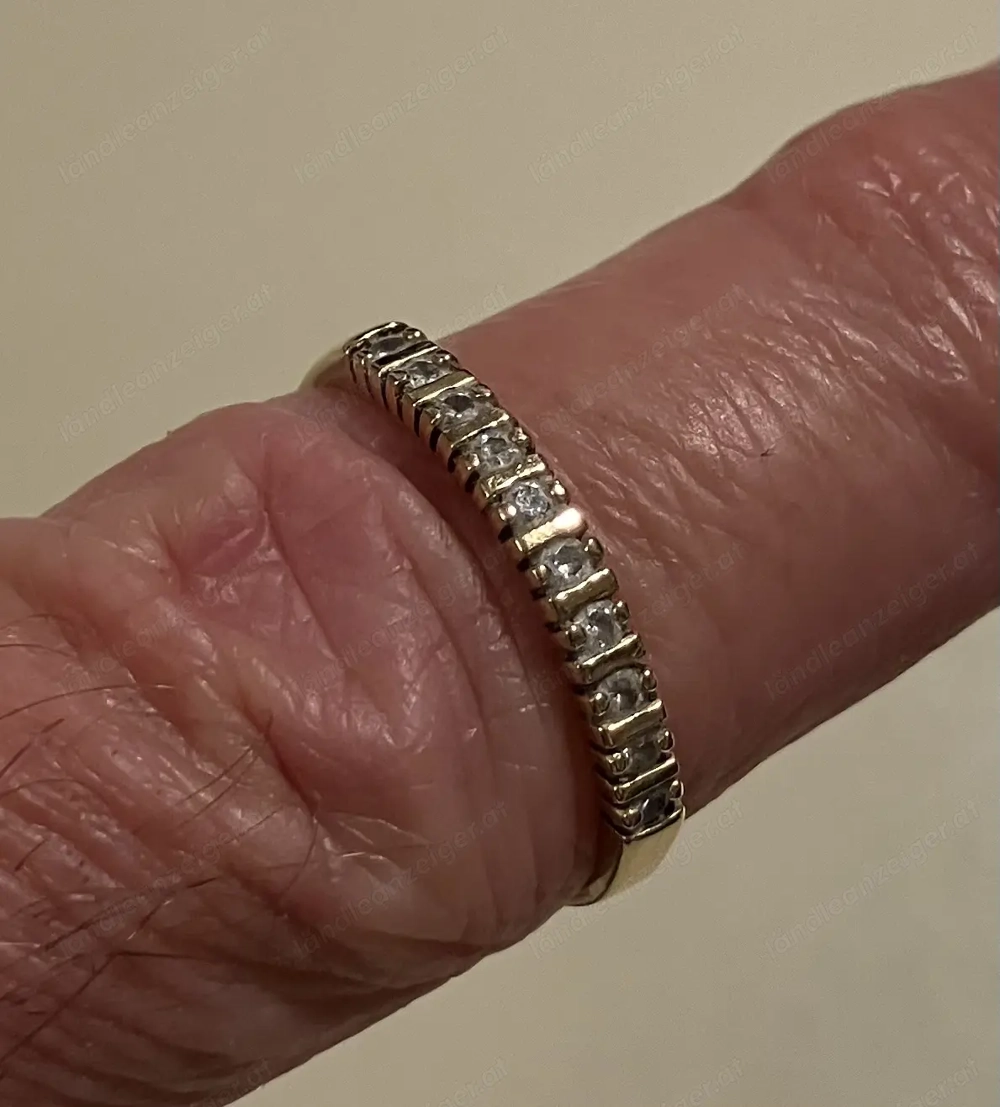 Ring 18 Karat Gelbgold 10 Brillanten 3,9 Gr.