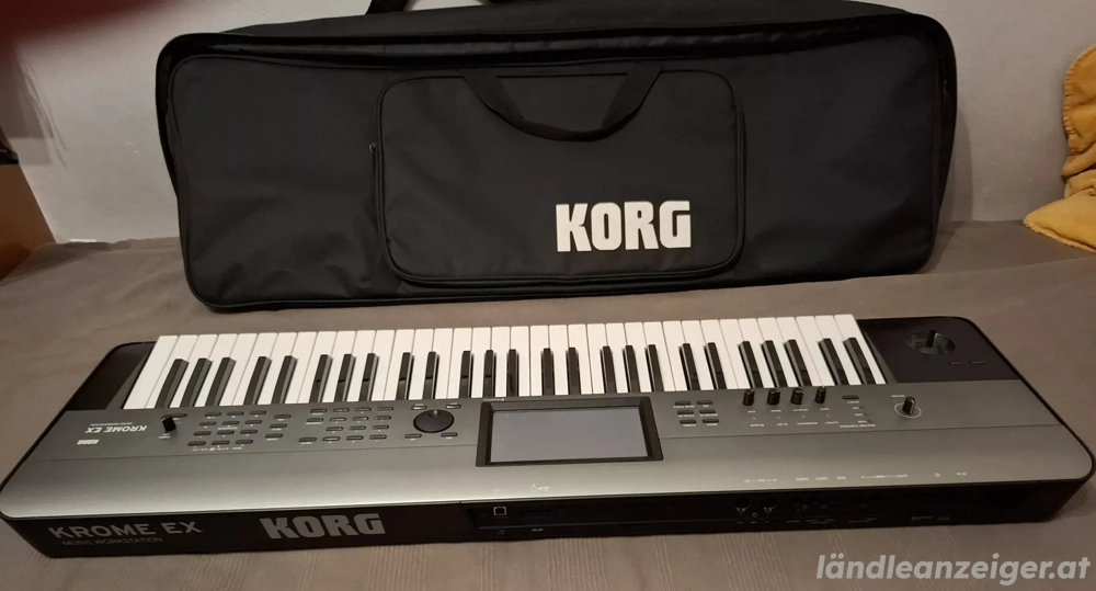 Korg Krome EX 61 Synthesizer Workstation 