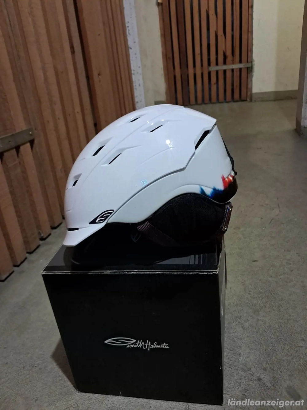 Skihelm neu