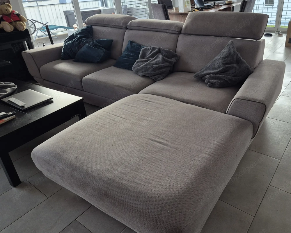 Sofa ausziehbar zu verschenken