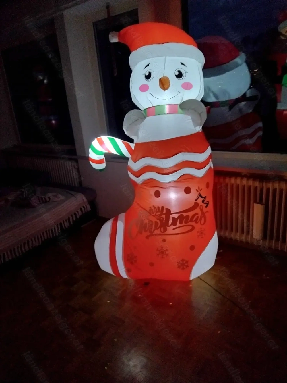 Süsser Weinachtspinguin 