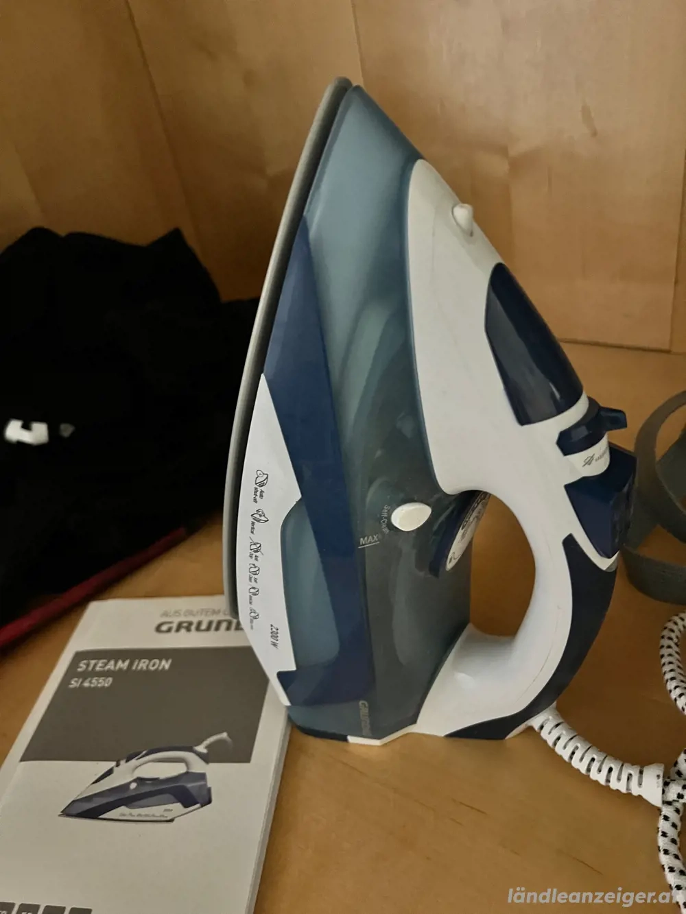 Grundig Dampfbügeleisen