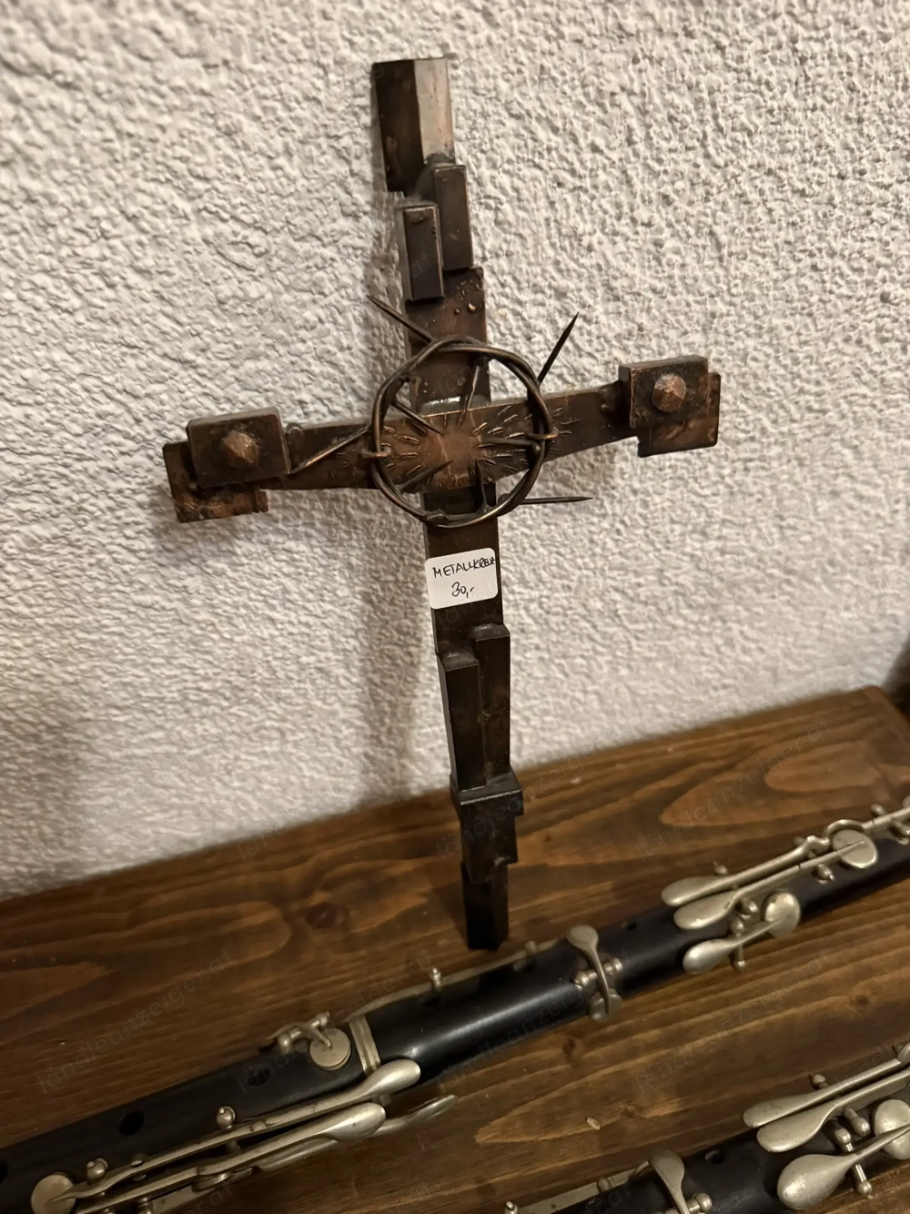 kleines Metallkreuz mit schönen Details