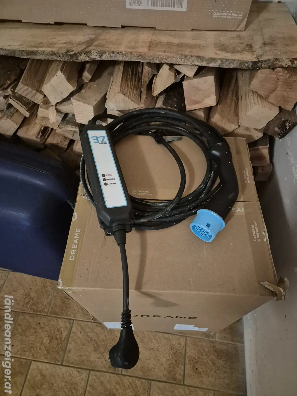 Schuko Ladekabel von Renault 