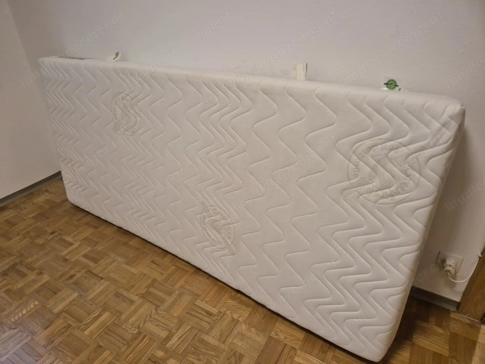 Neuwertige 7-Zonen SEMBELLA MATRATZE - Überzug waschbar