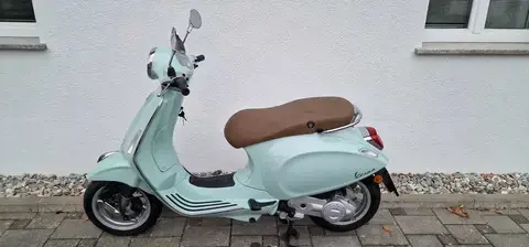 Vespa Primavera 50 4T Baujahr 08 2020 im Gutem -Top Zustand 