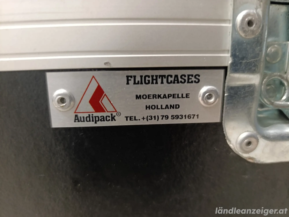 Rollcase Flight