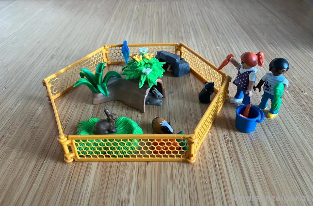 Playmobil Zoo Kleintiere im Freigehege