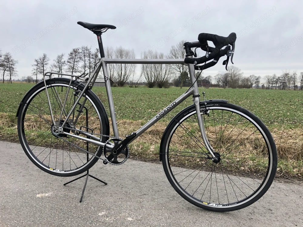 Rennrad mit Rohloffschaltung - Topausstattung