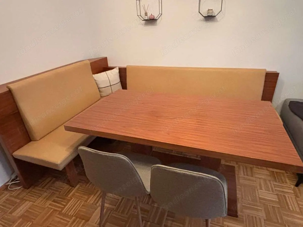  Esstisch inkl. Sitzecke