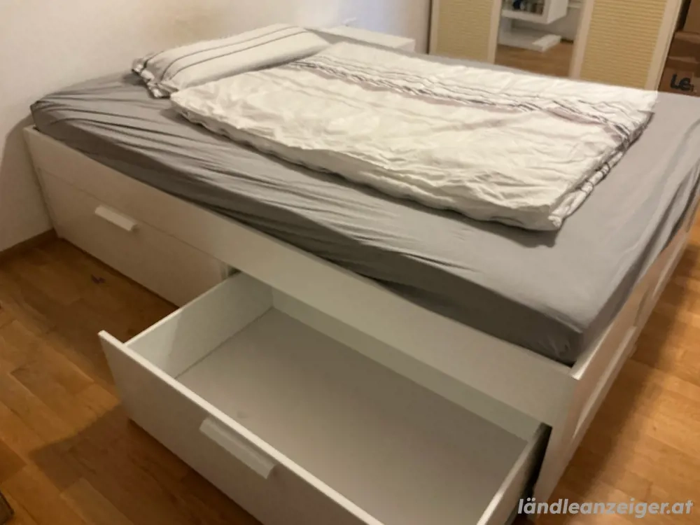 Bett weiss 180x200 mit 4 Schubladen inkl. Lattenrost