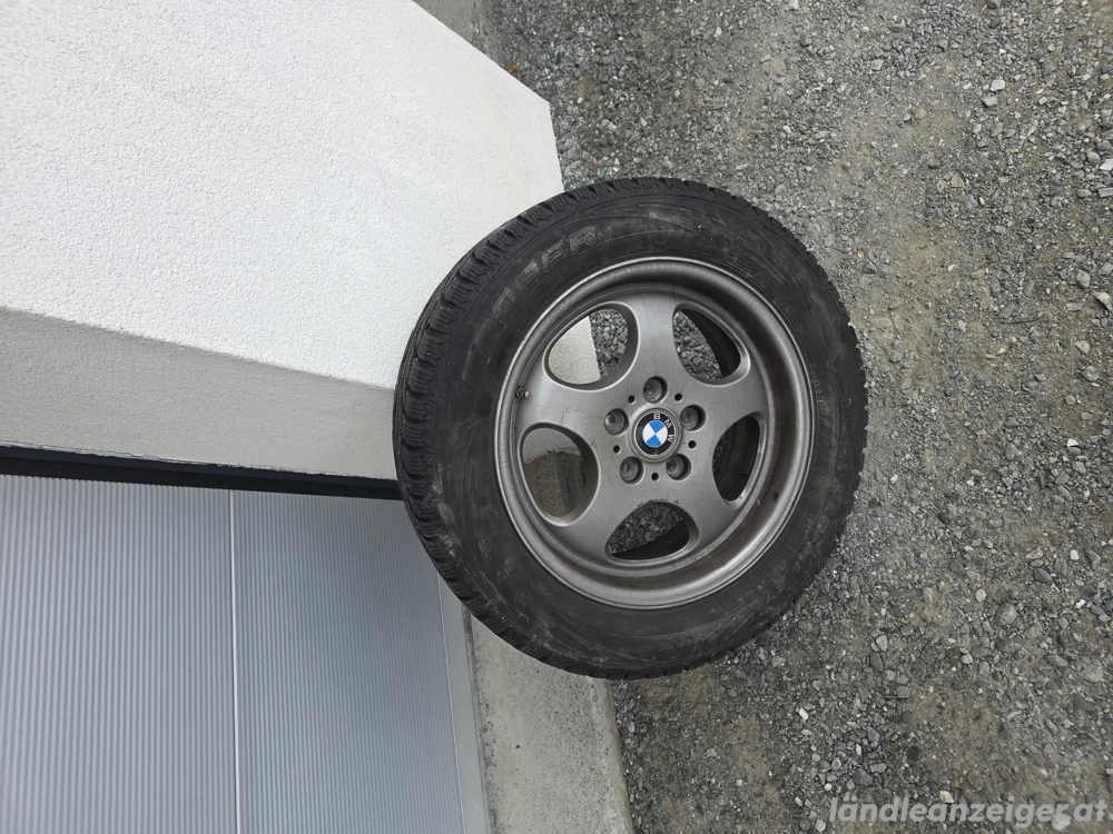 Bmw X3 Winterreifen auf Alufelgen