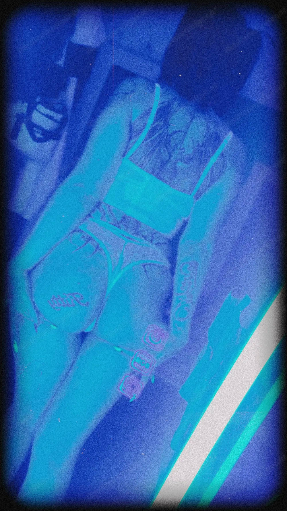 Goth Kitty bietet dir heißes....