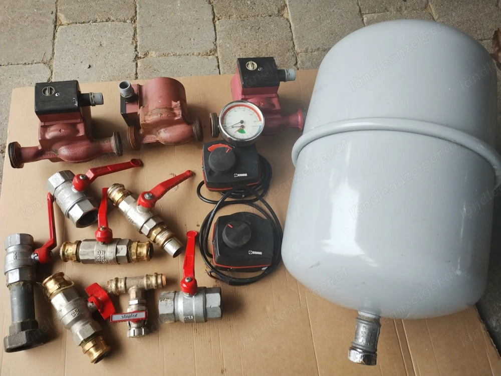 Div. Heizungsteile, Grundfos Umwälzpumpe, Kugelhähne