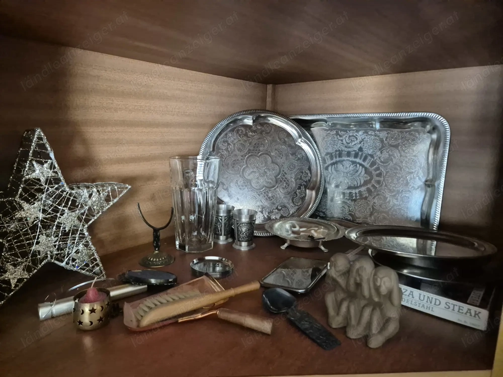 Flohmarkt mit Produkten ab Euro 1, - (Teil 1)