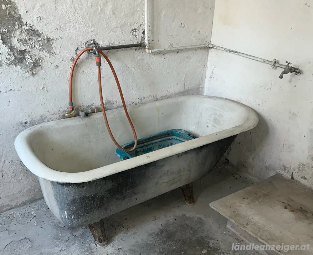 Badewanne freistehend