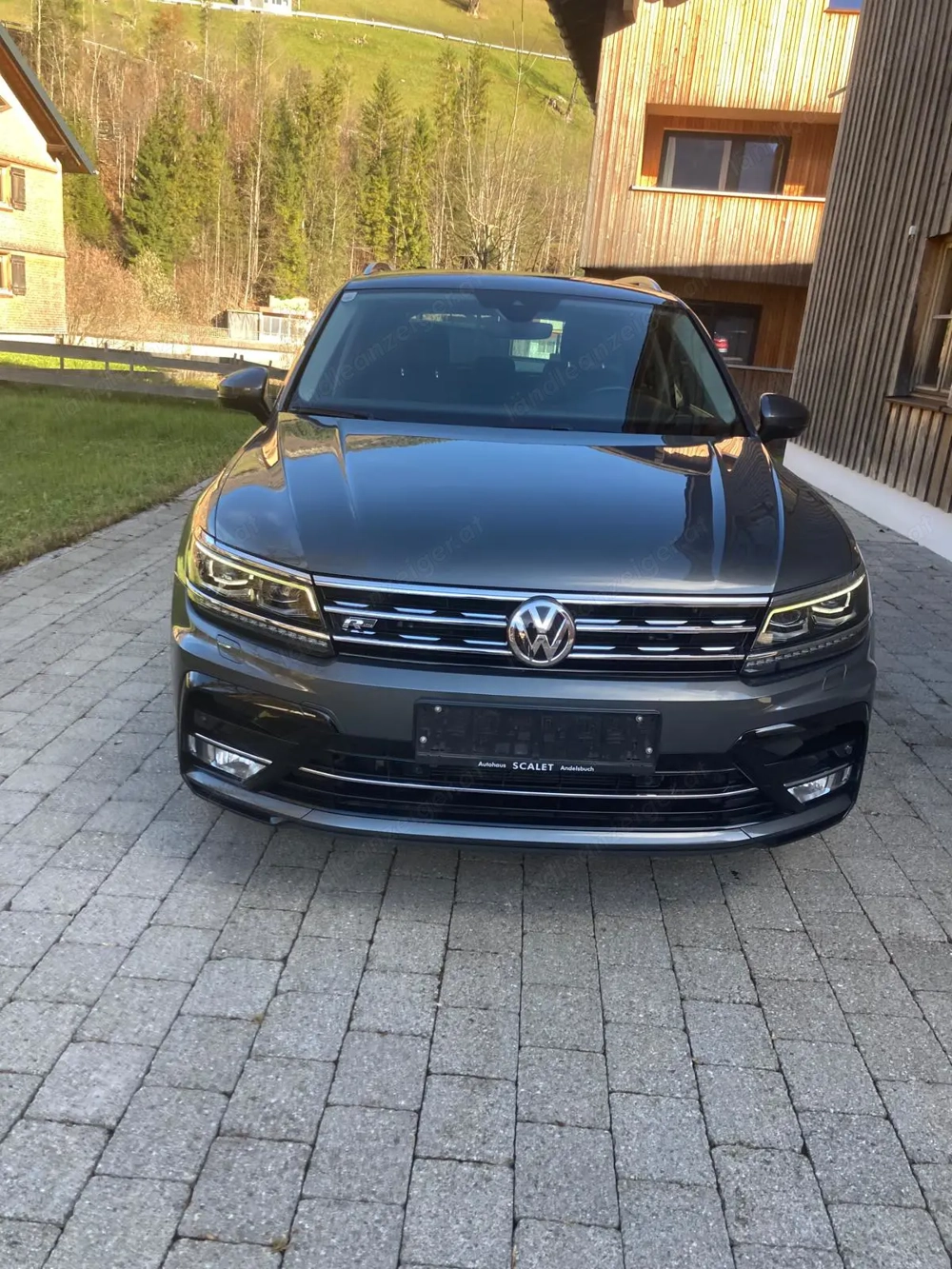 VW Tiguan 2,0 TDI SCR 4Motion 190PS R-Line DSG Higline Top Zusand