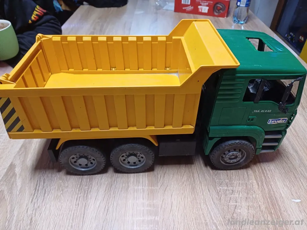 bruder lkw