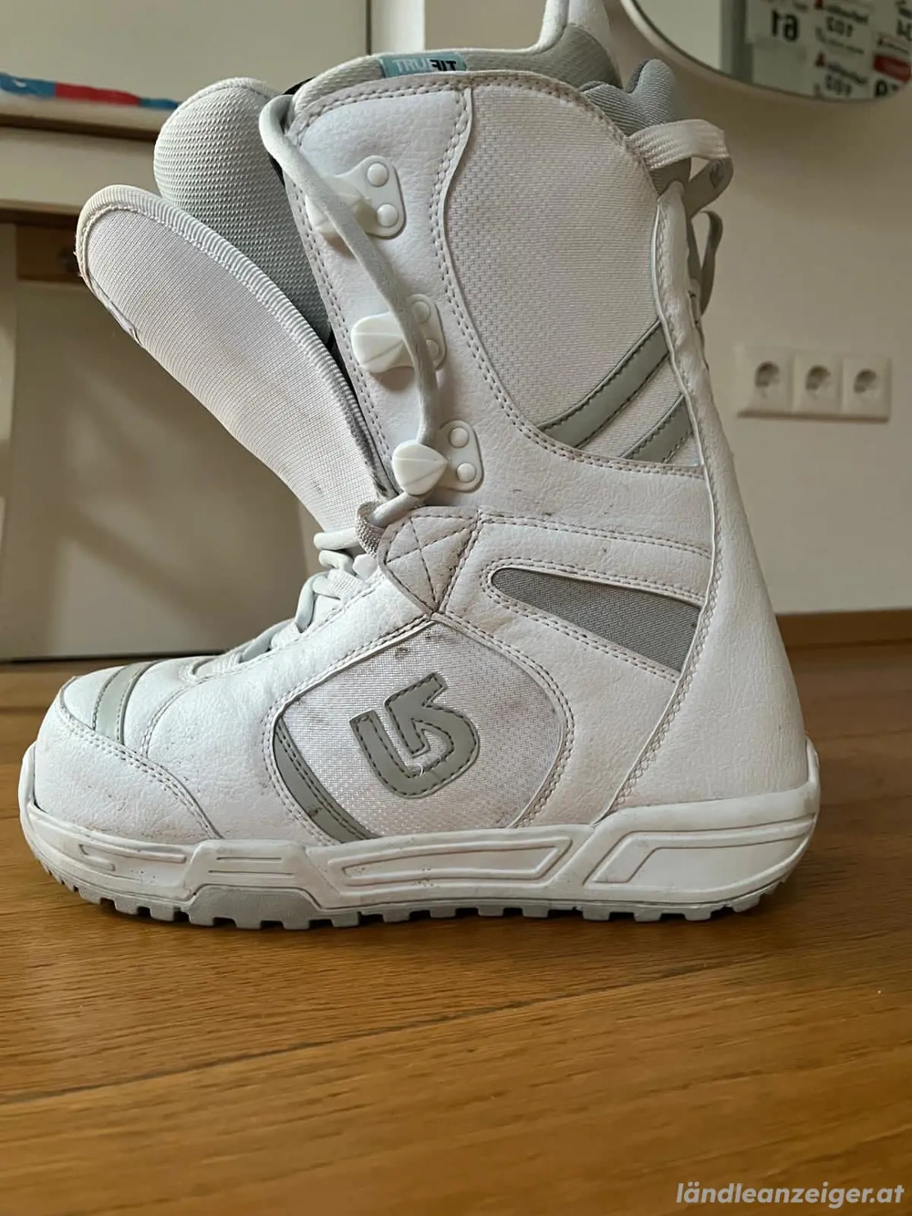 Snowboard Boots