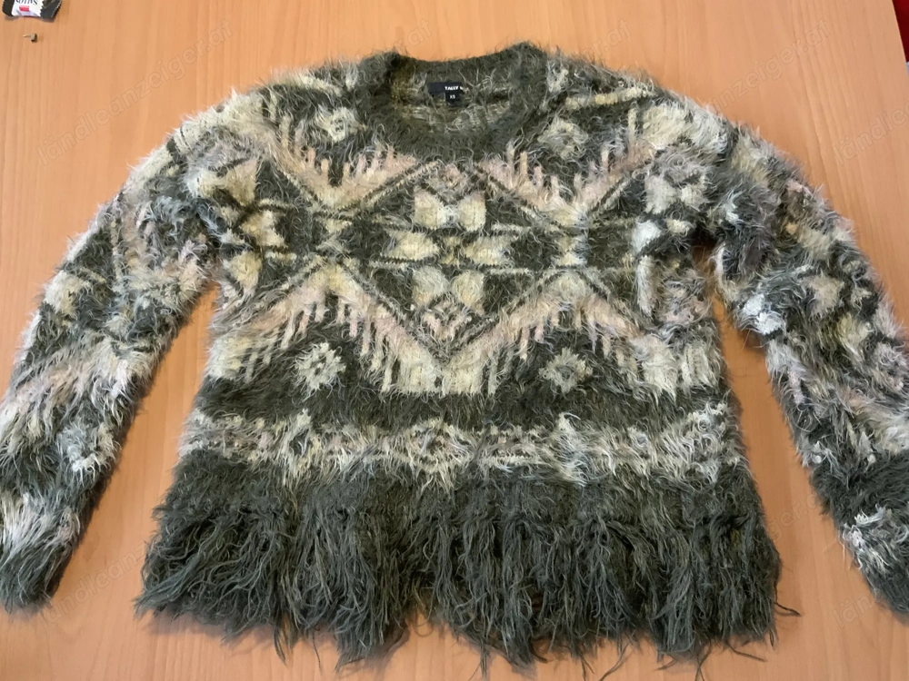 Pullover mit Franseln, Größe XS, Telly Weijl, wenig getragen