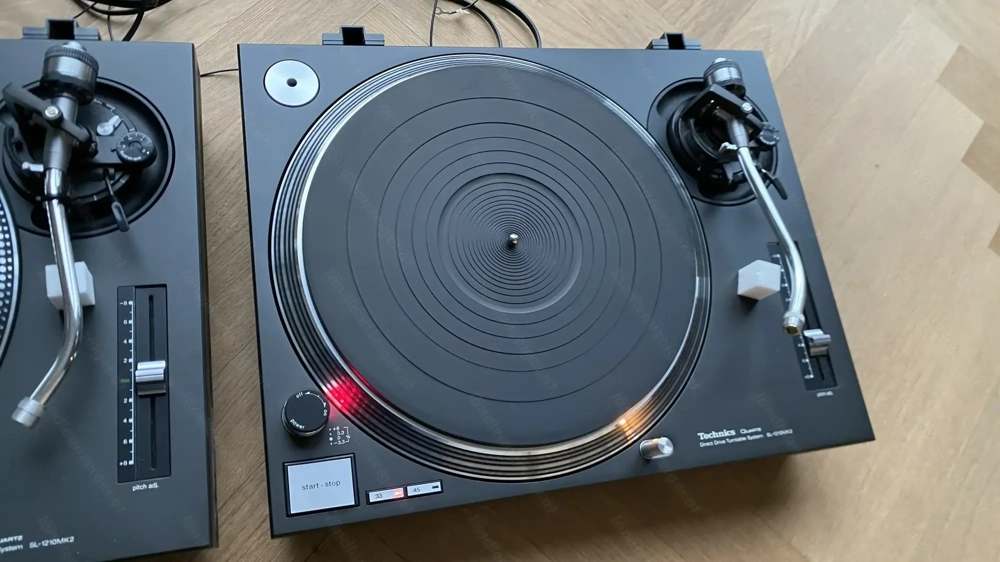 TECHNICS SL-1210 MK2 (2 Stück) Rarität 