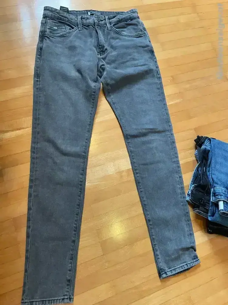 Jeans Hosen in Gr. 29, 30 und L32