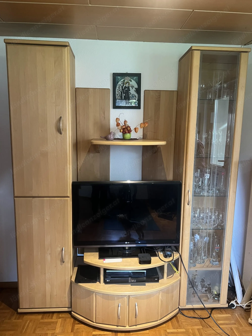 Wohnzimmerschrank mit Fernsehteil