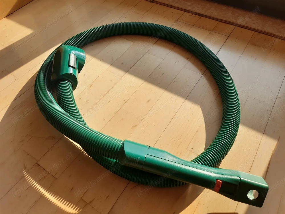 Schlauch Tiger 251 Vorwerk Kobold VT 251 gesäubert und intakt