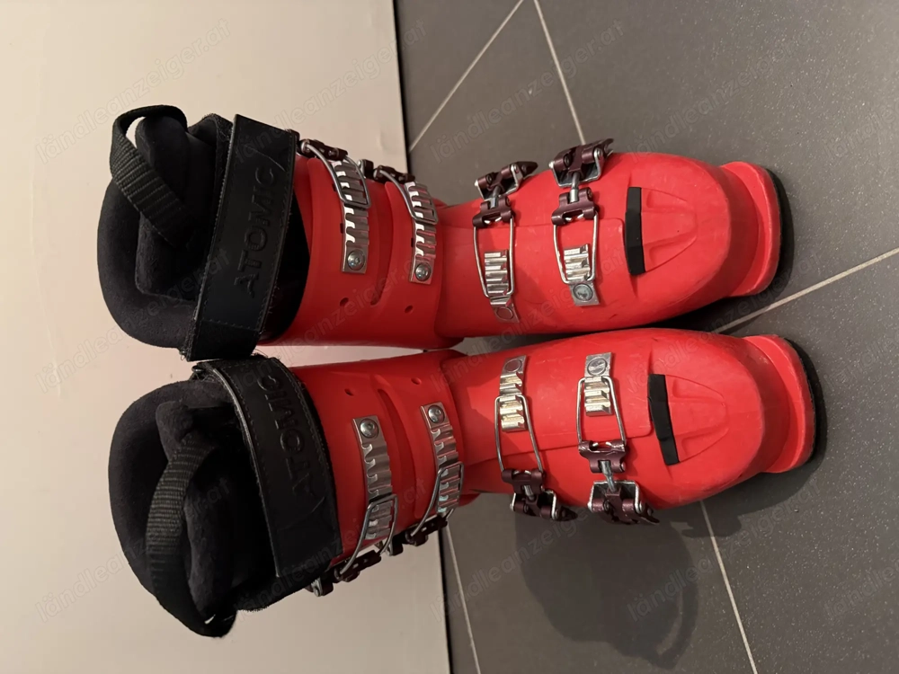 Atomic Redster Schischuh Größe 24,5