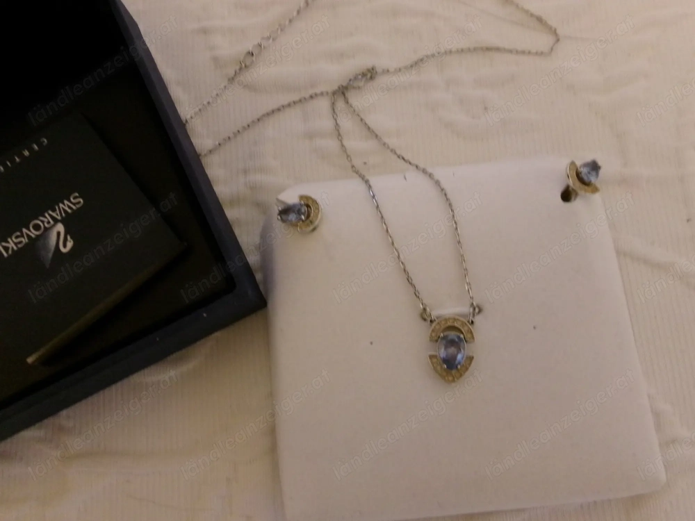 Swarovski Halskette + Ohrringe 