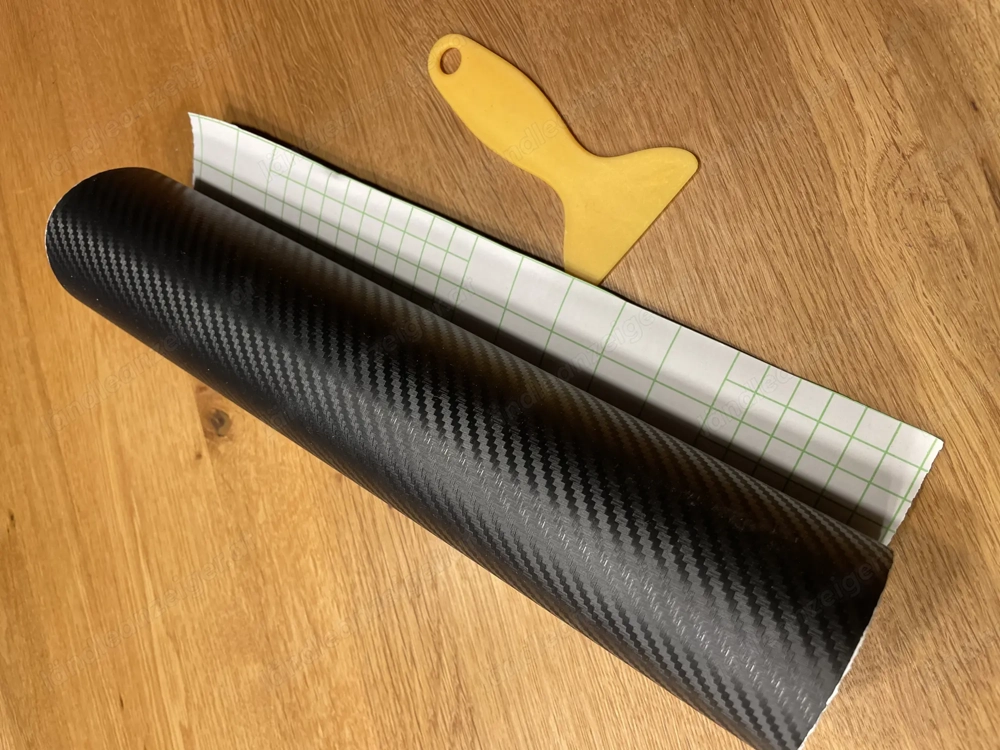 zu verschenken - Klebefolie mit Carbon-Optik
