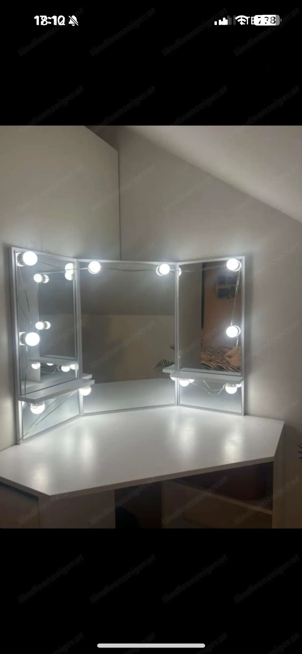 Schminktisch mit Led s + Stuhl