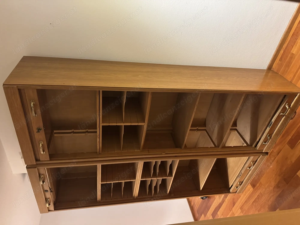 Büroschrank 50er Jahre - Rollladenschrank