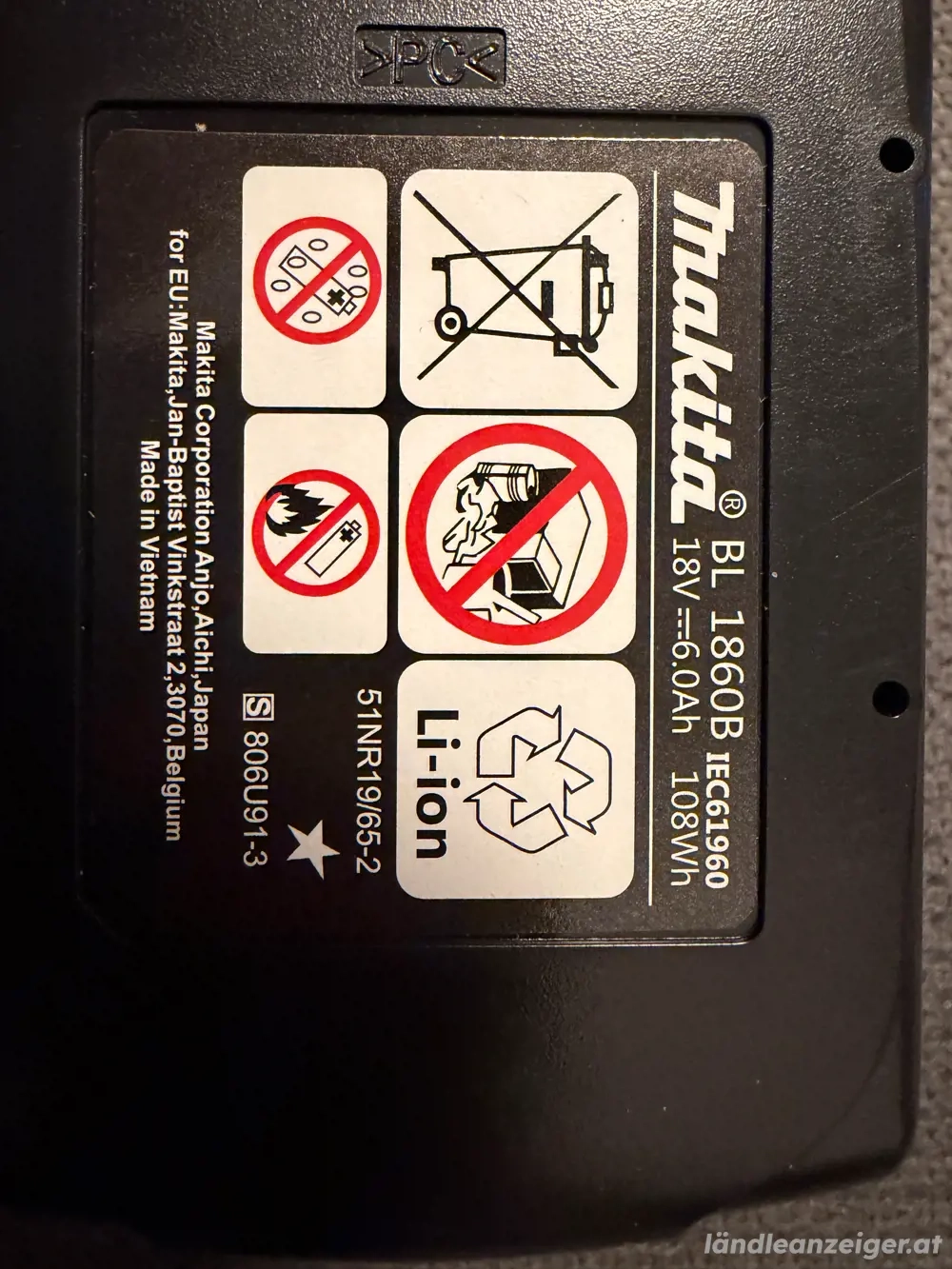 Makita Akku 18V 6A neu