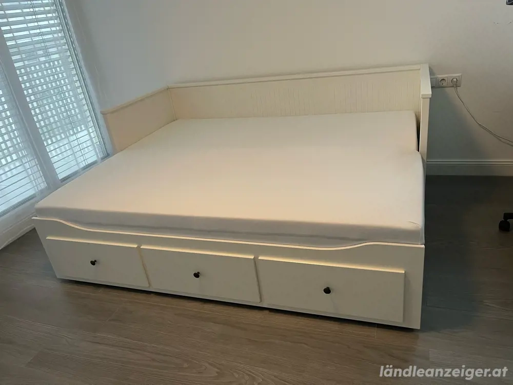 Hemnes Bett mit 3 Schubladen 80x200