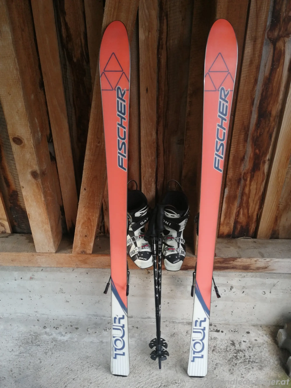 Tourenskiset für Damen günstig abzugeben