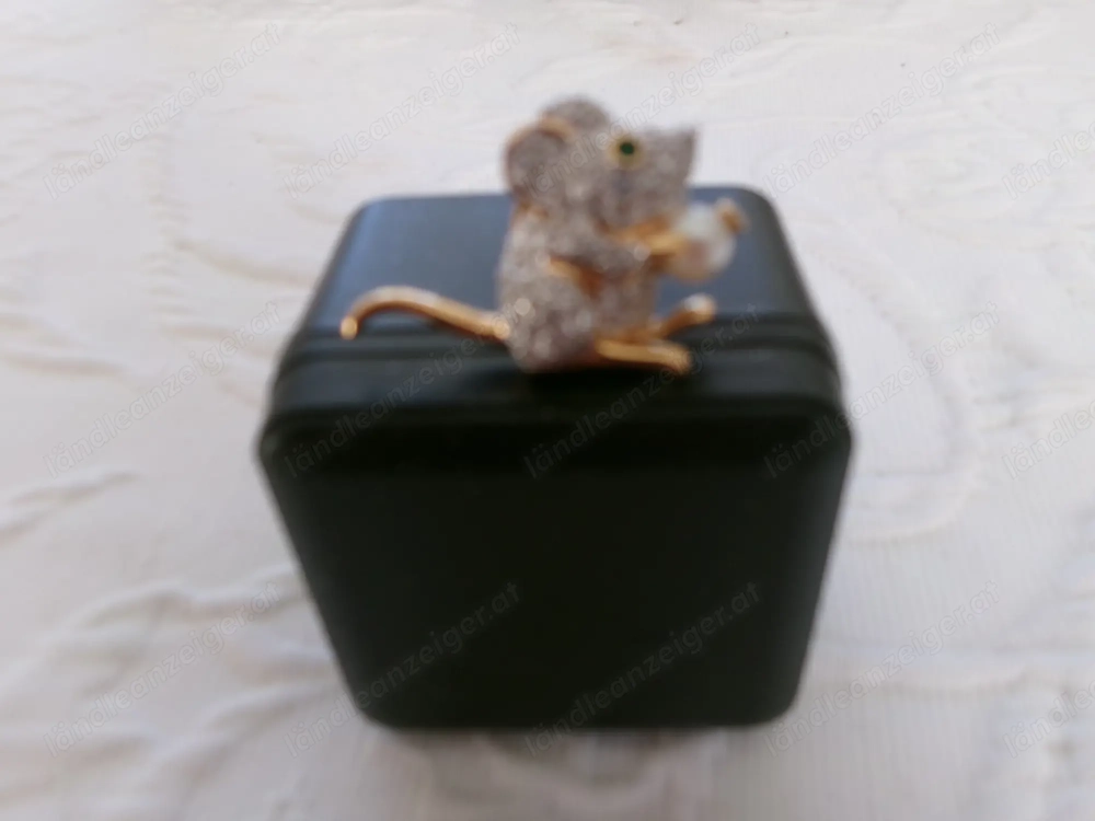 Knopfbrosche Maus vergoldet 
