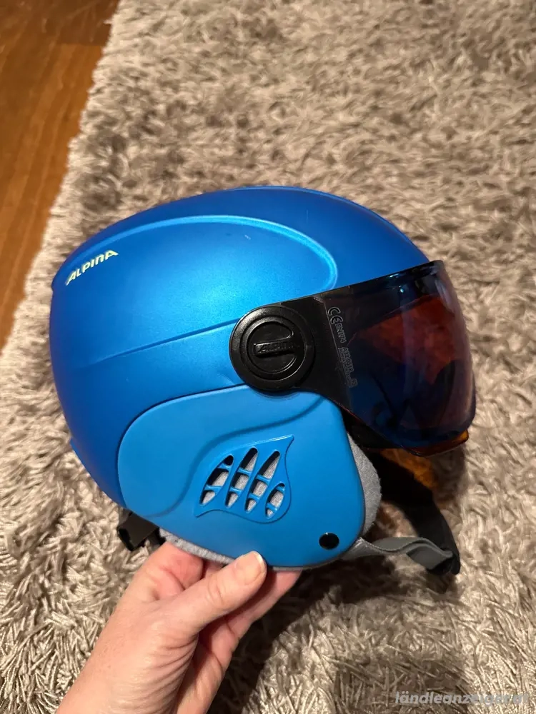 Alpina Skihelm
