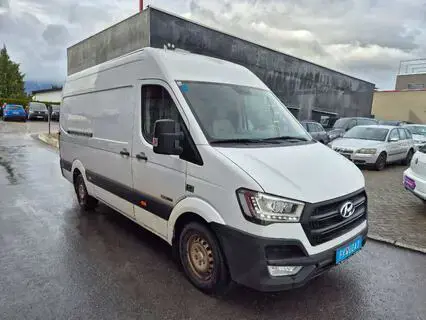Hyundai H