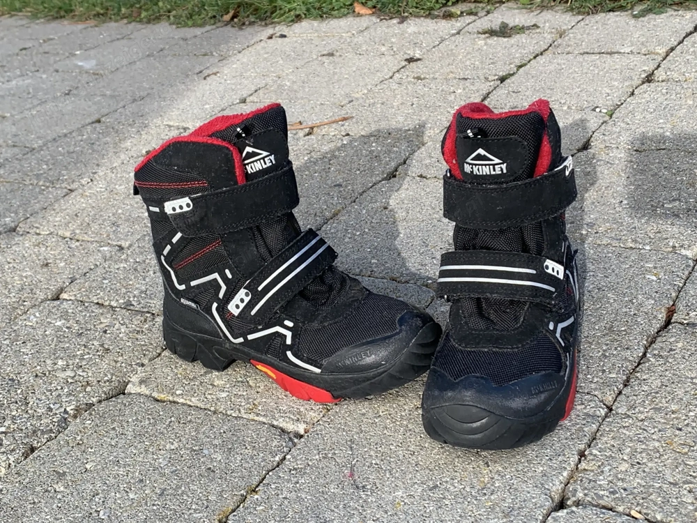 Winterschuhe Mc Kinley Gr. 33