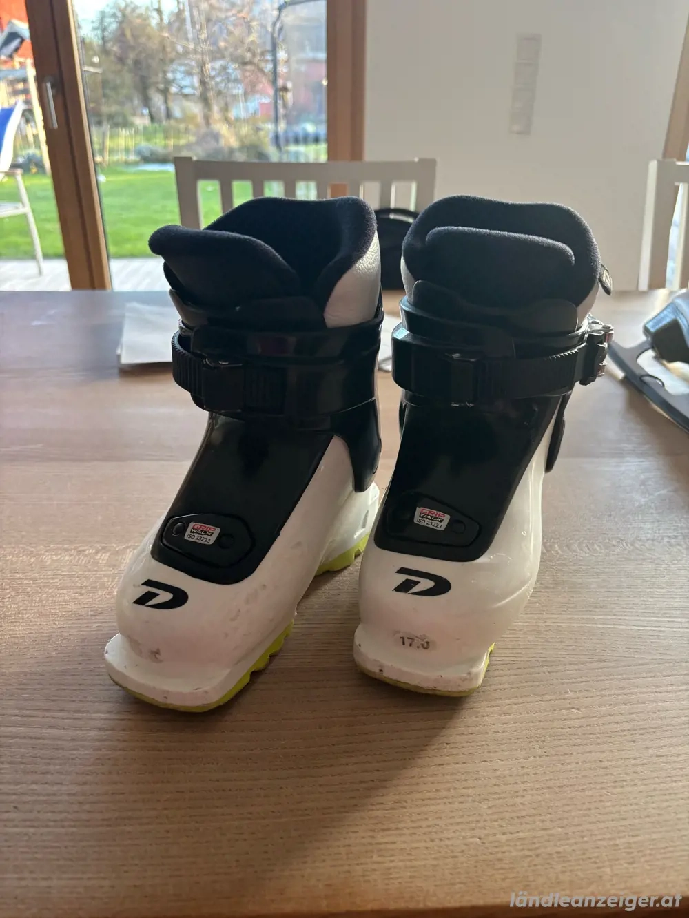 Skischuhe Gr. 17