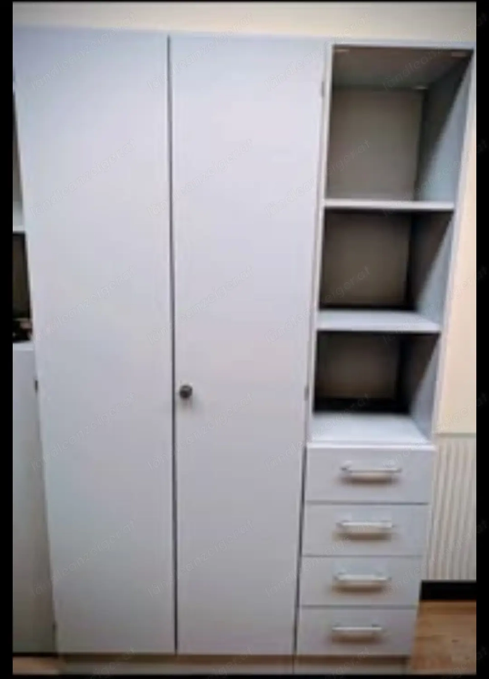 Aktenschrank nit Refal 