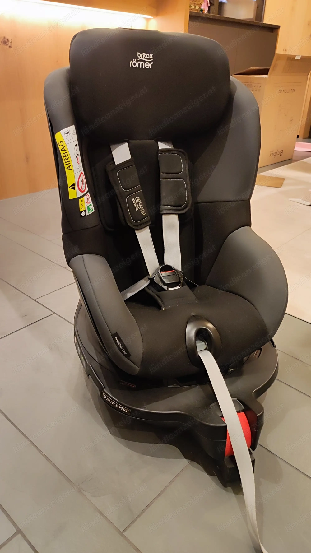 Britax Römer Dualfix M i-Size Kindersitz