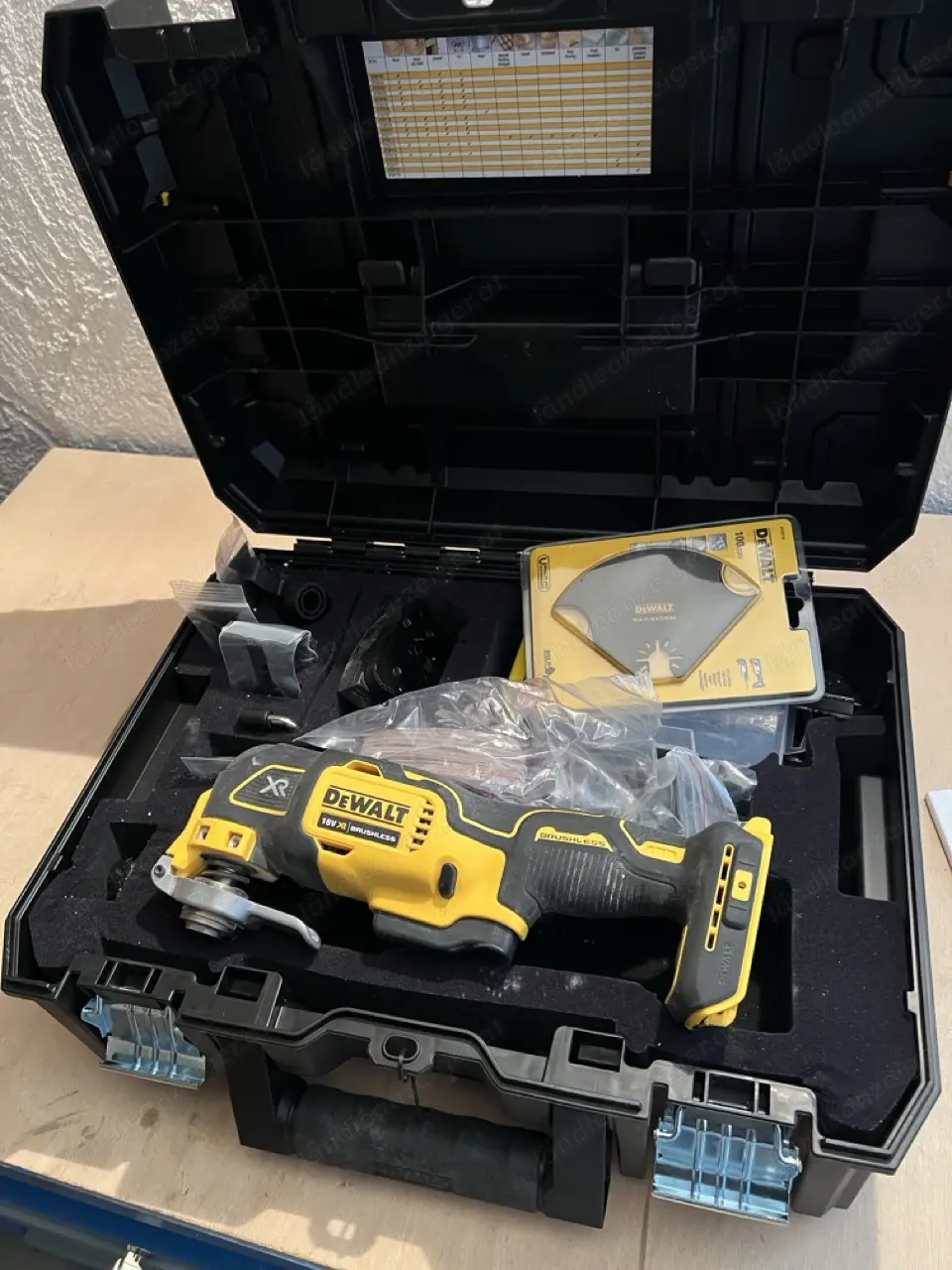 DeWalt Akku-Multi-Tool DCS356NT 18V in T-Stak Box