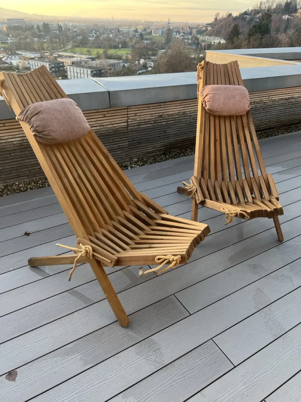 Liegestühle  aus Holz, zusammenklappbar