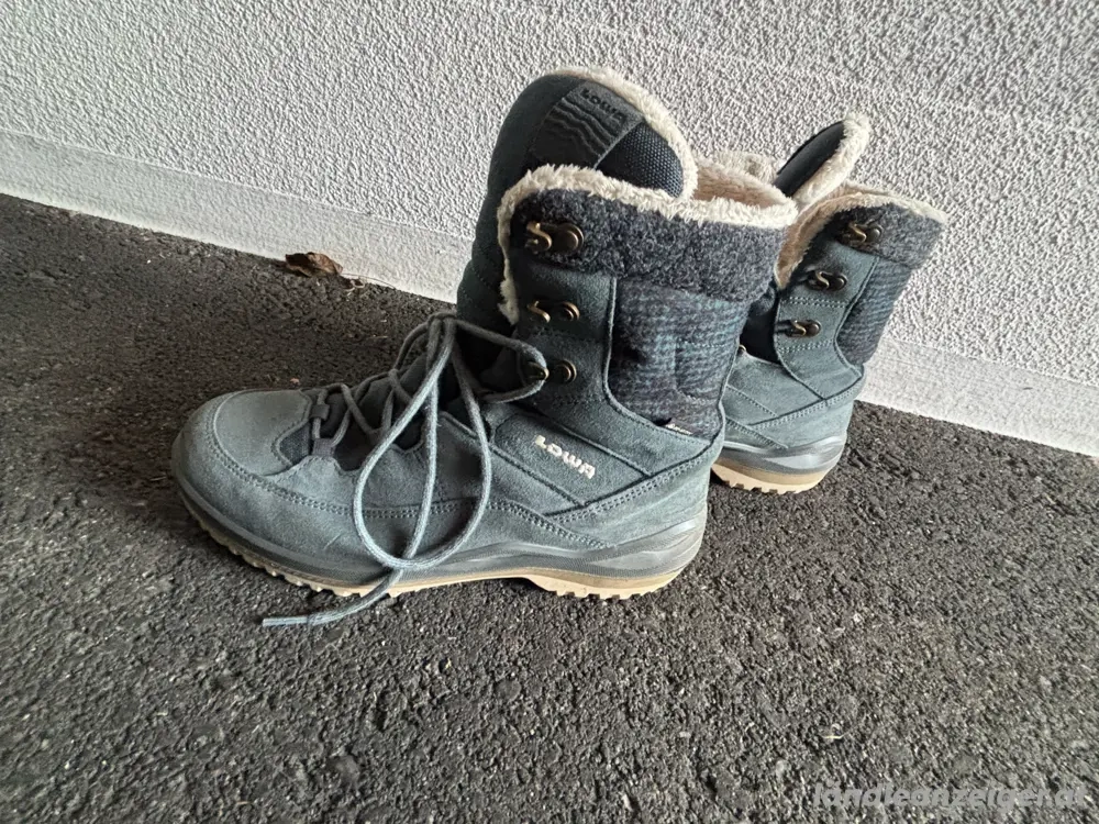 Lowa Winterstiefel