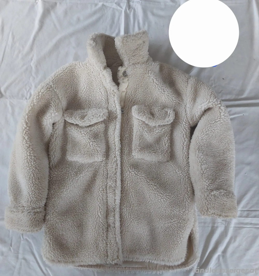 flauschige Winterjacke, Gr. 140
