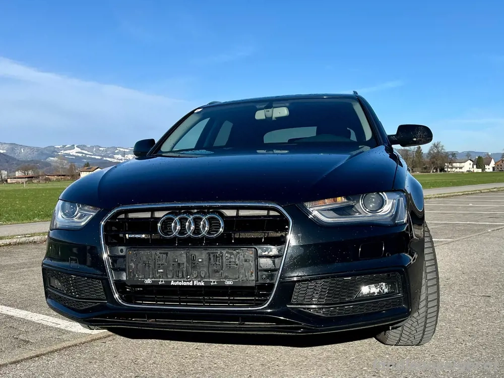 Audi A4 Avant - Quattro Intense