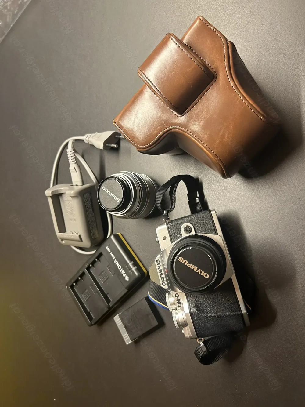 Olympus OM-D E-M10 III